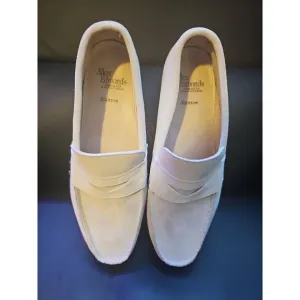 Allen Edmonds Mens 10.5D Cream White Suede Penny Loafers Stanton Made In USA