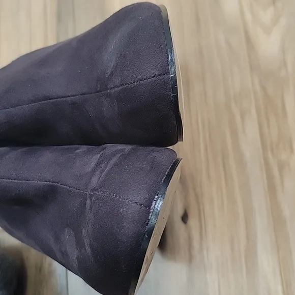 American Glamour Badgley Mischka ADA Purple Heeled Boots