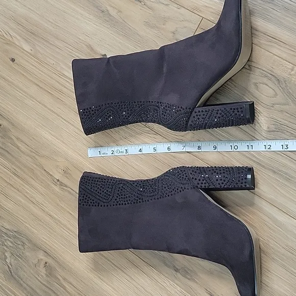 American Glamour Badgley Mischka ADA Purple Heeled Boots