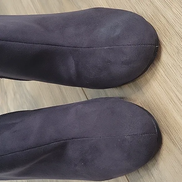 American Glamour Badgley Mischka ADA Purple Heeled Boots