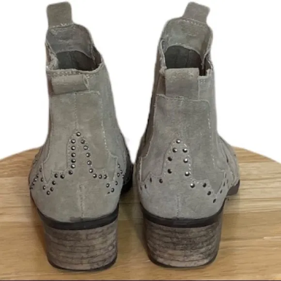Amuse Society X Matisse Backstage Suede Ankle Boots Size 6.5