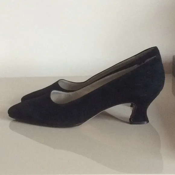 Anne Klein Shoes