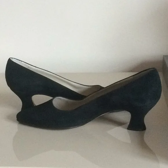 Anne Klein Shoes