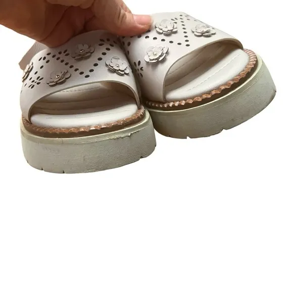 Anthropologie Elvio Zanon Perforated Floral Sport Sandals EU 39