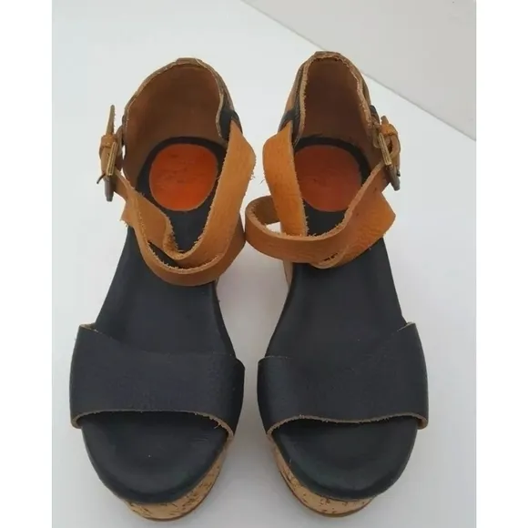 Anthropologie Gee Wawa wedge leather sandals 7.5