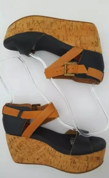 Anthropologie Gee Wawa wedge leather sandals 7.5