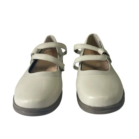 APEX Petals Woman's Mary Jane Casual Shoes/Flats, Style A302W (Size 10 Wide) 41