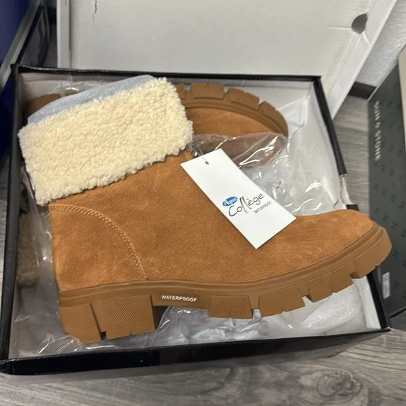 Aqua College Womens Perla Suede Winter Ankle Boots