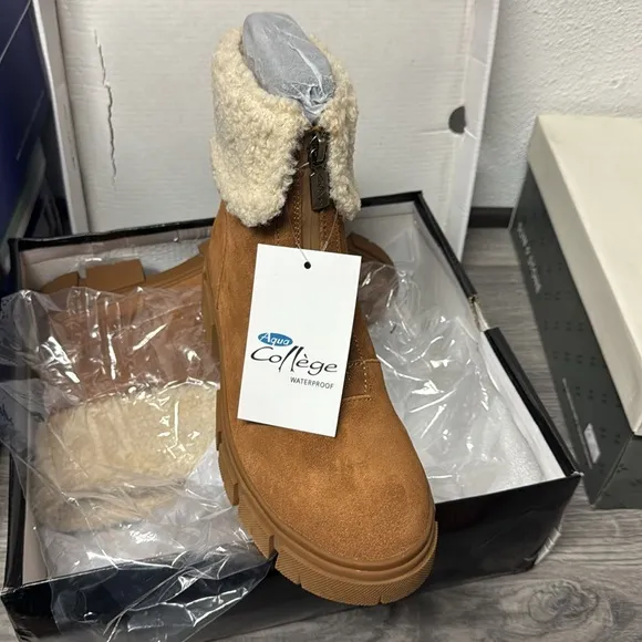 Aqua College Womens Perla Suede Winter Ankle Boots