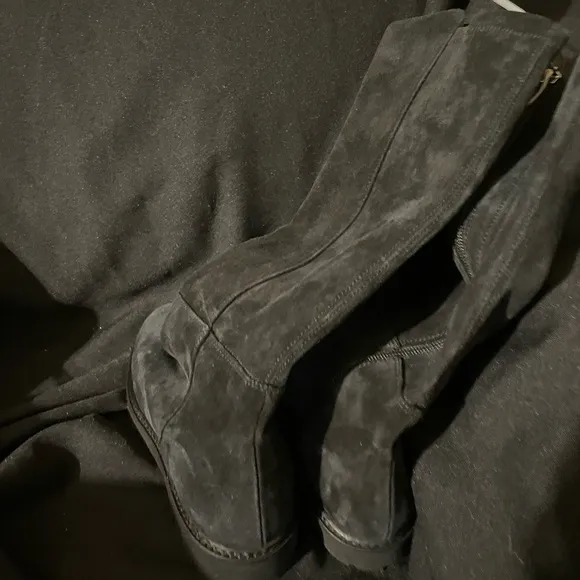 Aquatalia stretch suede boots