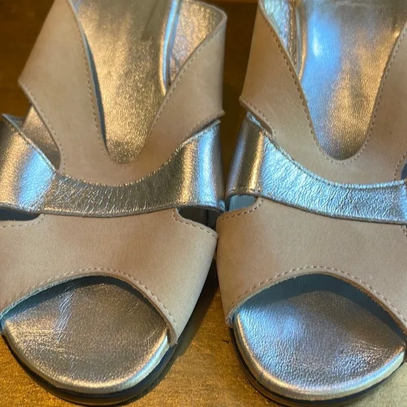 Arche Metallic Silver Leather and Bone Nubuck Heeled Sandals | Barely Wo…