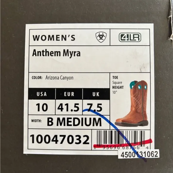Ariat Western Boots NWT in box with Turquoise Details