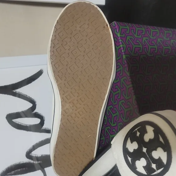 Authentic Tory Burch ivory and navy sneakers