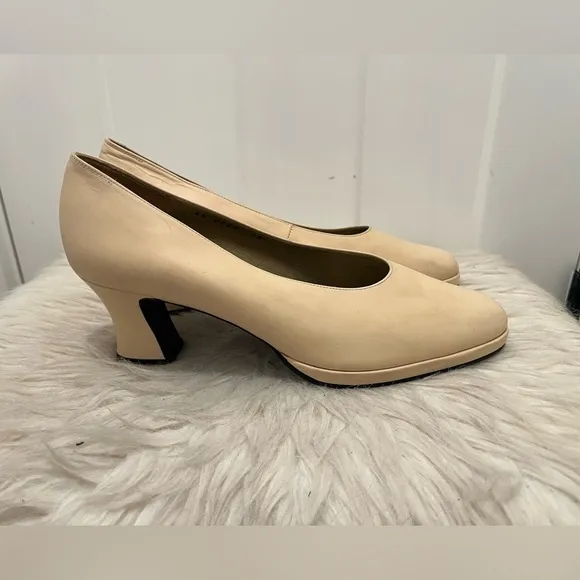 Authentic YSL Shoes Size 8