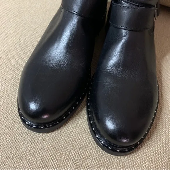 Avellini Made in Portugal Black Leather Bootie NWT