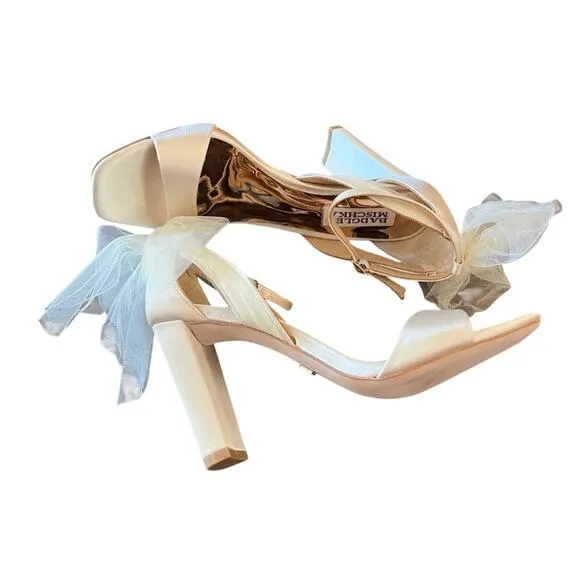 Badgley Mischka Kim Mesh Tulle Back  Bow Block Heel Wedding Ivory NEW Size 6