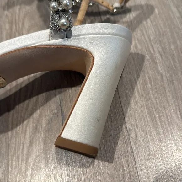 Badgley Mischka Korina Heels