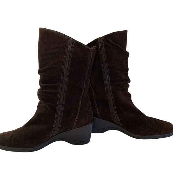 BASS Size 7.5 M Ganelle Leather Wedge Heel Boots  Suede Leather Brown Mid Calf