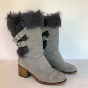 BEARPAW 🐻 Grey Suede heeled buckle boots Women's size 8 NEW!!