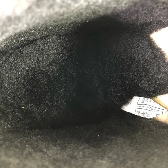 Bearpaw Spencer Black Suede Chukka Boots