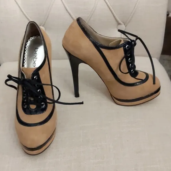 Bebe Cleo Oxford Suede Booties Heel