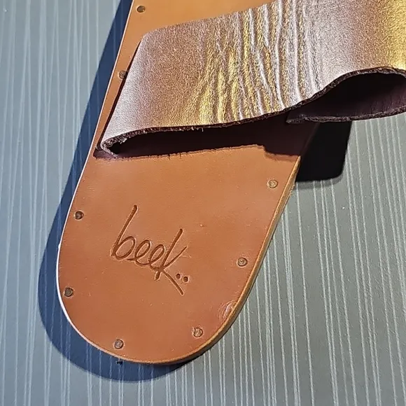 Beek‎ Finch Rose Gold/ Tan Toe Ring Leather Sandals Size 5 NWOT $280