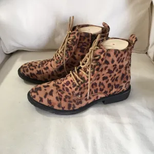 Billabong Women’s Willow Way Ankle Boot