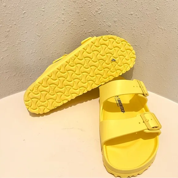 Birkenstock Arizona Eva Unisex Rubber Vibrant Yellow Sandals  Size 44 NEW