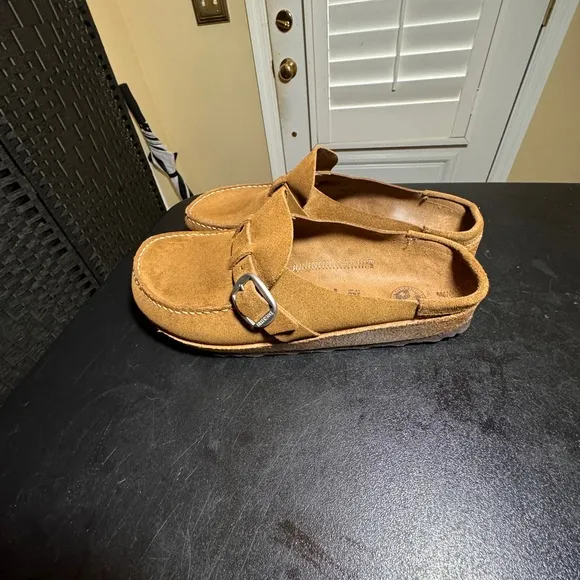 Birkenstock EUR 40 tea brown suede clog shoes with cork footbed