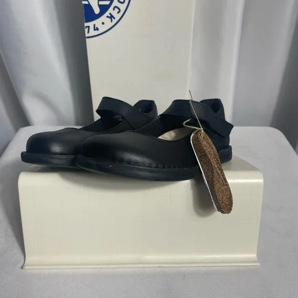 Birkenstock Kids Jane Size 29 US 11-11.5  Girls Dress Shoes Elegant Design NIB