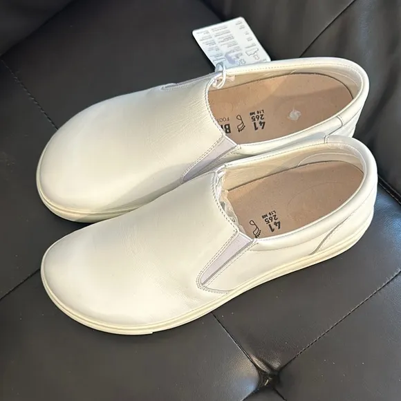 Birkenstock Oswego Leather EU 41 / US 10 Men’s 8 // Women’s 10 // Slip-On
