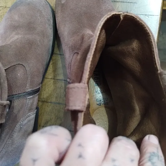 Birkenstock Sarina espresso brown suede leather slouch ankle boots