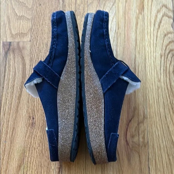 Birkenstock sz 40 US 9 Buckley shearling Navy Suede Shoes great condition