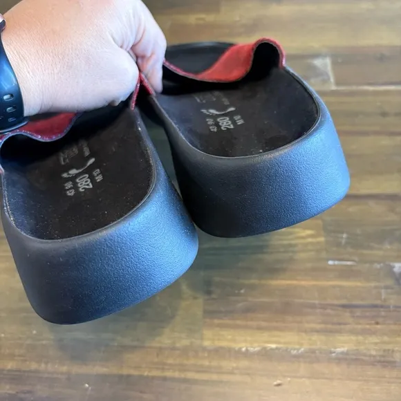 Birkenstock Tatami Red Black Embossed Sandals Rubber Men’s 10 Narrow Open Slide