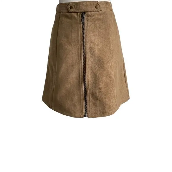 Bishop and Young Tan Suede Mini Skirt | Size M