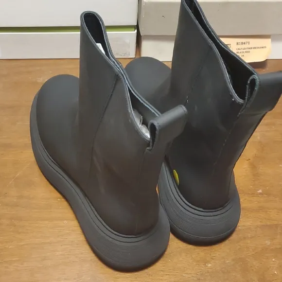 Black Nib Sz 41(8) Men's Rubber Boots