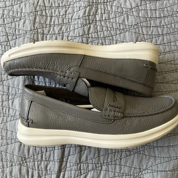 BNIB Coach Heather Grey Hybrid Driver Loafer Slip Ons Size 8.5