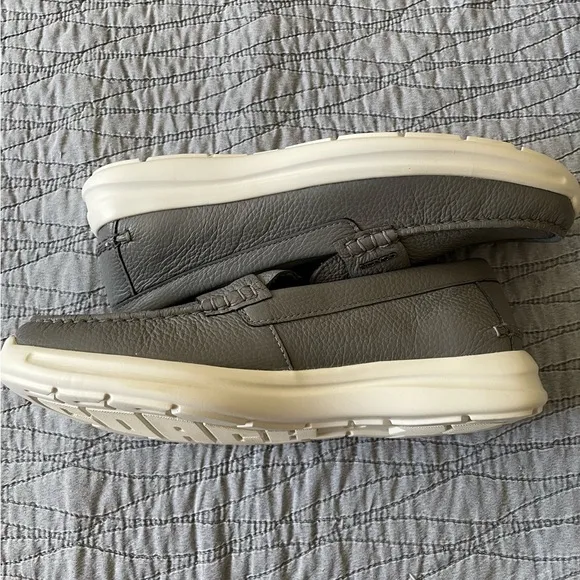 BNIB Coach Heather Grey Hybrid Driver Loafer Slip Ons Size 8.5