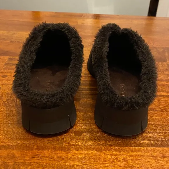 BOGO 2 Pairs of Aerosoles Suede Clogs (1 Brown, 1 Blue) Size 7.5M