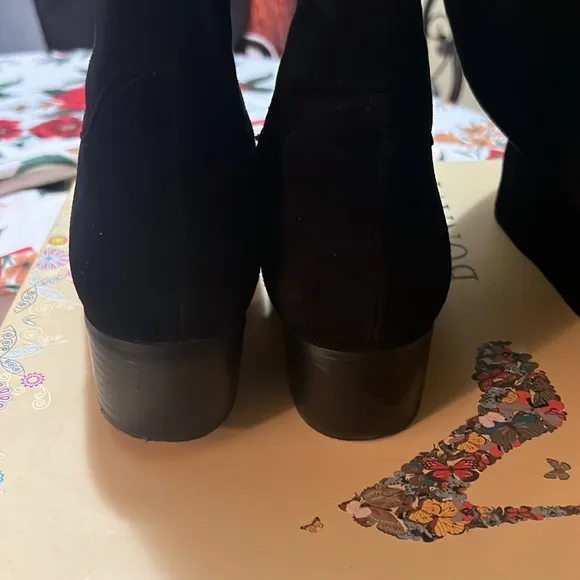 BONAVI suede boots