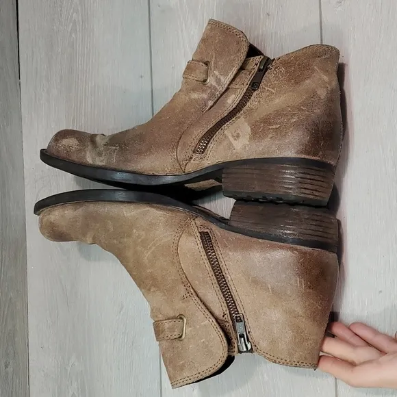 Born Women Ankle Distressed Leather Moto Boots shoes sz 10M