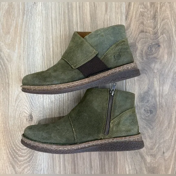 Born Womens Green Tora Suede Round Toe Ankle Boots Size 8.5 M/W