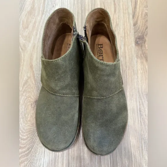 Born Womens Green Tora Suede Round Toe Ankle Boots Size 8.5 M/W