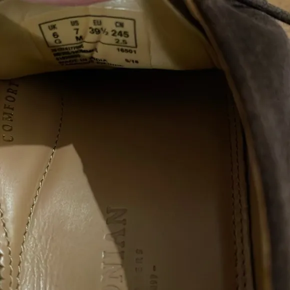 Bostonian Suede Shoes 7