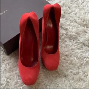 Bottega Veneta Suede Heels‎