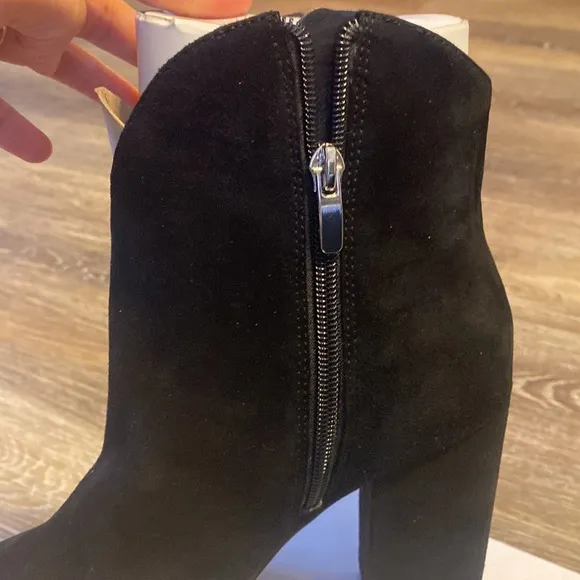BRAND NEW BLACK SUEDE BLOCKED HEEL BOOTS