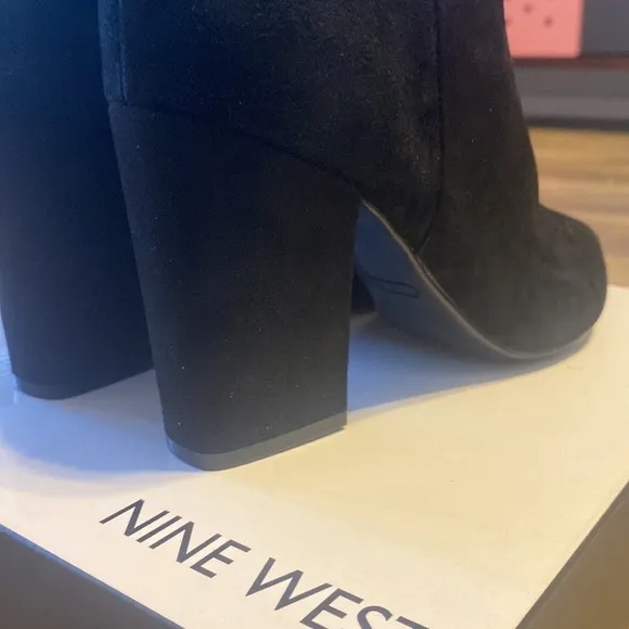 BRAND NEW BLACK SUEDE BLOCKED HEEL BOOTS