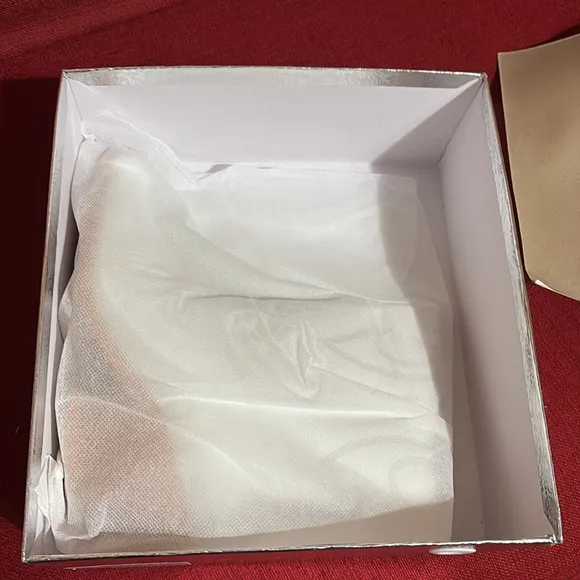 Brand new never worn western cowboy boots. Faux leather.
