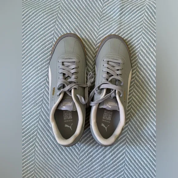 Brand New Puma Men's Sneakers – Size 9 – Stylish &amp; Comfortable Athletic Shoes