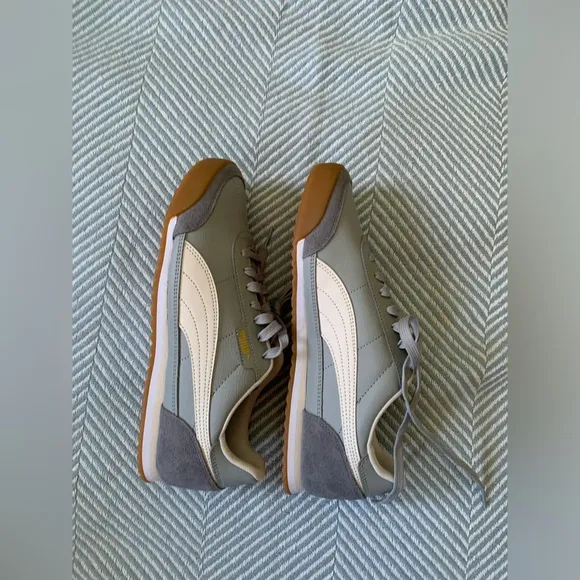Brand New Puma Men's Sneakers – Size 9 – Stylish &amp; Comfortable Athletic Shoes
